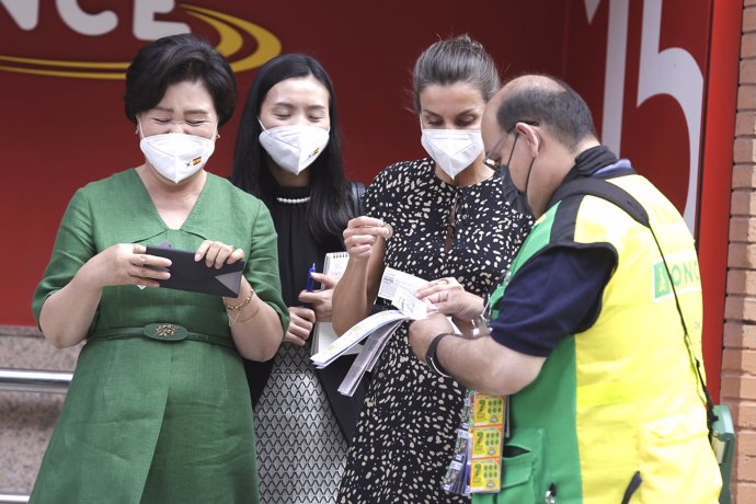 La Reina ha adquirido un cupón de la ONCE