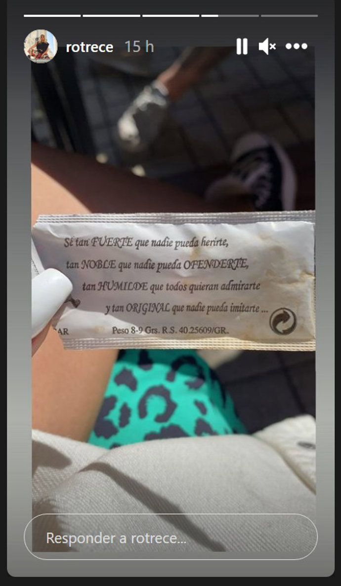 Mensaje compartido por Rocío Flores en Instagram