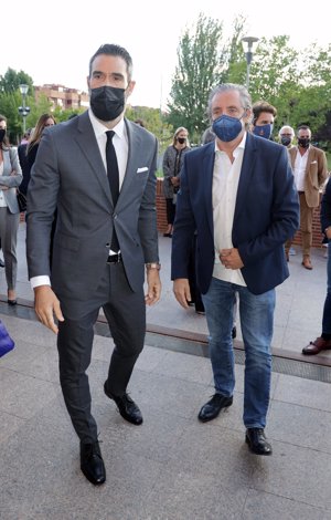 Fernando Sanz con Josep Pedrerol