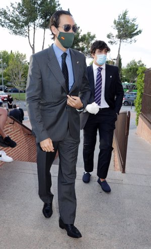 Lorenzo Sanz Jr, con uno de sus hijos