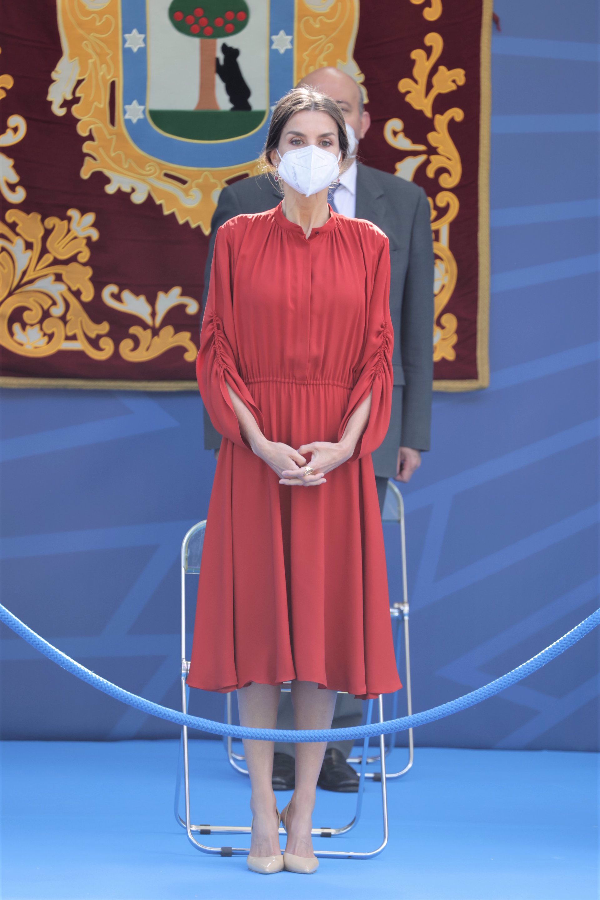 La Reina Letizia, espectacular en rojo