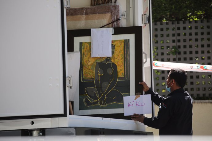 Mila ha querido tener un detalle con sus grandes amigos Kiko Hernández y Belén Esteban