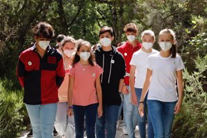 Las hijas de los Reyes han participado en la iniciativa de la Unión Europea 'planta un árbol'