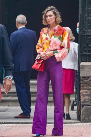 Eugenia Osborne, radiante madrina en el bautizo del hijo de una amiga