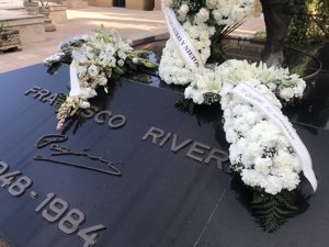 Isabel Pantoja remarca su condición de viuda de Paquirri en el aniversario de su muerte con este ramo