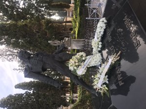 Isabel Pantoja remarca su condición de viuda de Paquirri en el aniversario de su muerte con este ramo