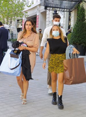 La influencer comió con su equipo de trabajo en la capital