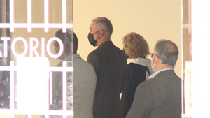 Kiko Hernández ha acudido al  tanatorio para dar su último adiós a Begoña Sierra