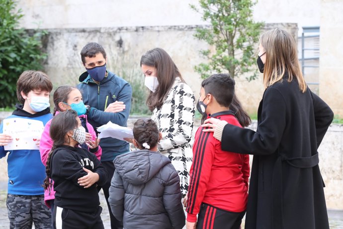 La Reina, muy cercana a los niños