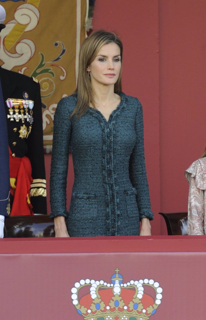 Doña Letizia, de lo más acertada en su primer desfile como Reina