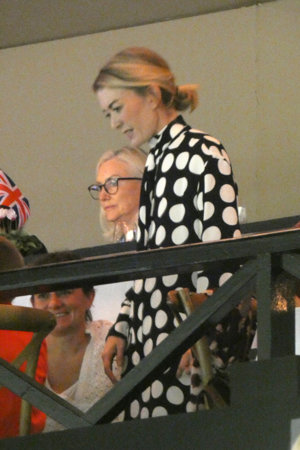 Marta enamoró con un sofisticado vestido de lunares edición limitada de Zara