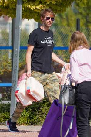 Manuel Velasco trasladó personalmente enseres personales de su madre