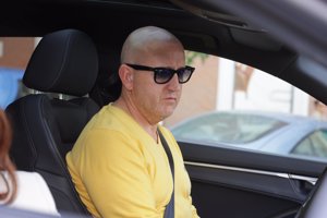 Gustavo, siempre al lado de María Teresa