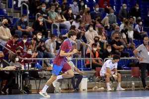 Pablo Urdangarín debutó con el primer equipo del Barça de balonmano