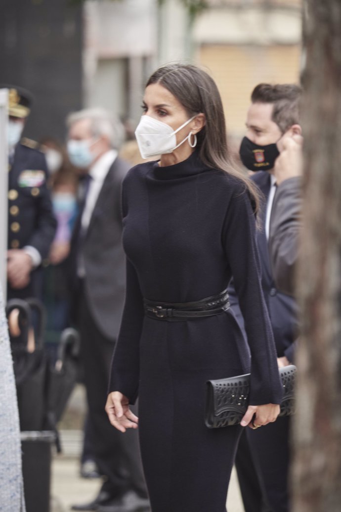 La Reina, espectacular con un total look black