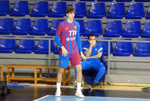 Pablo Urdangarín se consolida poco a poco en el Barcelona de balonmano