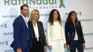 Rafa, su madre Ana María y Xisca Perelló, un equipo perfecto