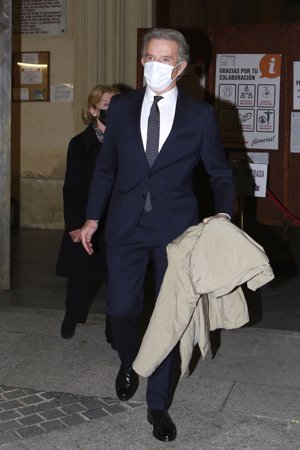 Alfonso Díez tampoco se perdió el homenaje a su mujer