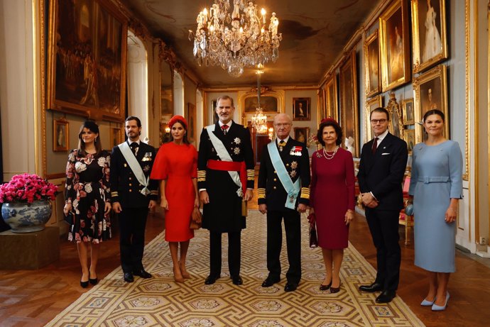 Los Reyes, con la familia real sueca casi al completo