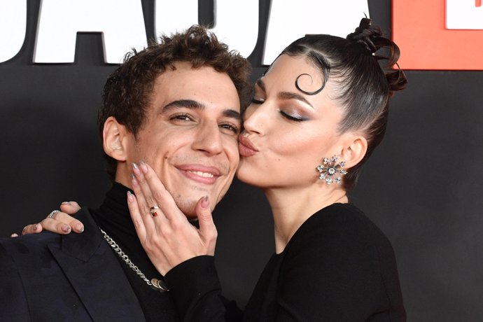 Úrsula, de lo más cómplice con Miguel Herrán