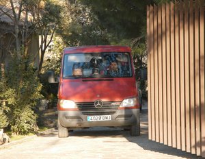 Una pequeña furgoneta trasladó las pertenencias del torero