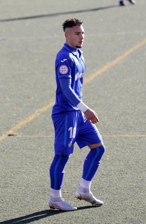 Tommy Rossi es italiano y tiene 19 años