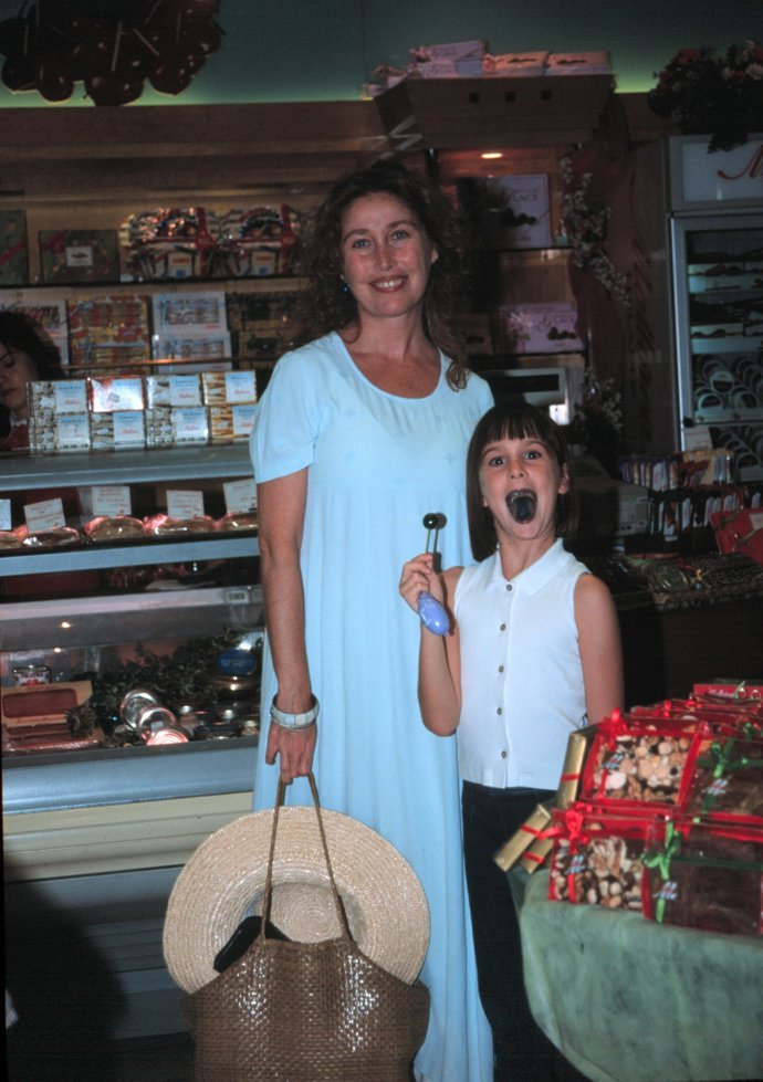 La actriz con su única hija, María