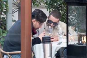 El influencer ha comenzado 2022 de lo más cómplice con un amigo