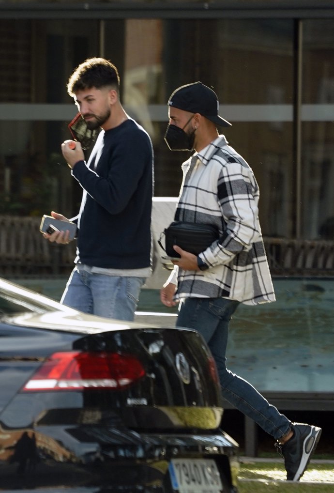 Omar y Alejandro abandonaron juntos el restaurante