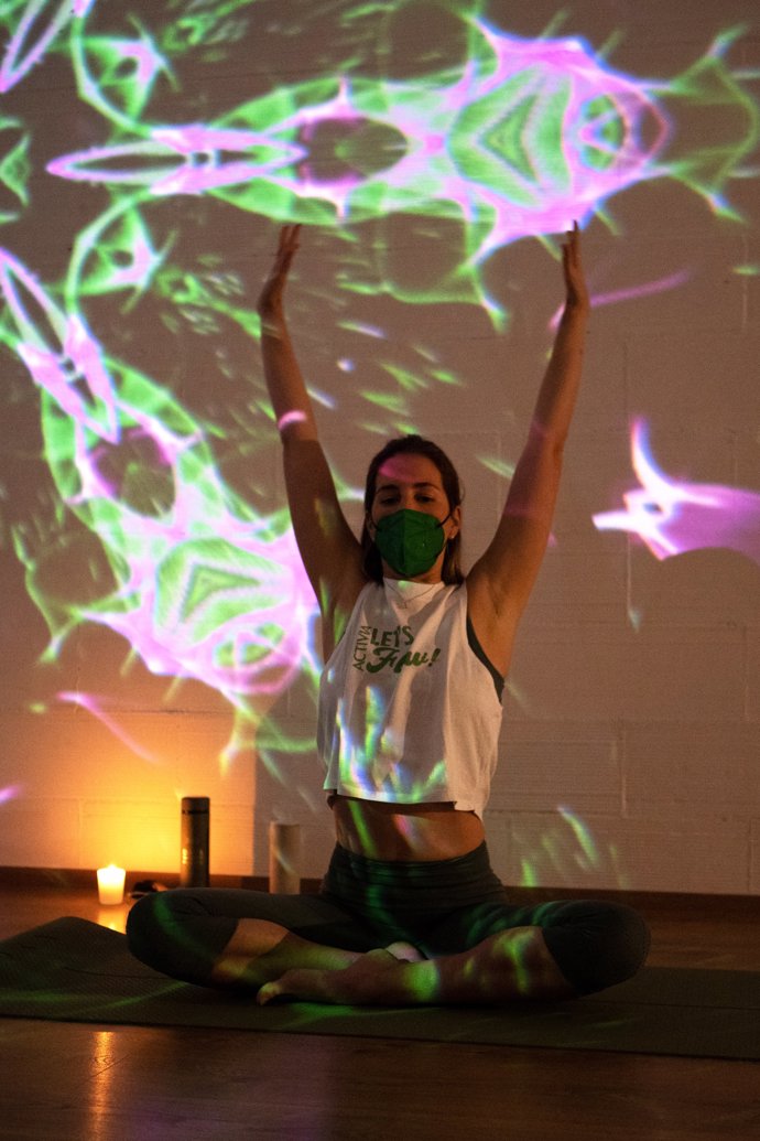 El flow yoga, una práctica que ahora podemos descubrir de la mano de Activia