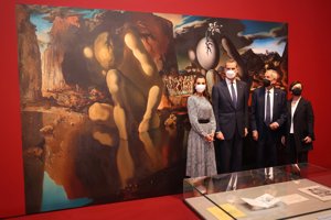Los Reyes han inaugurado una exposición sobre la influencia recíproca de Dali y Freud. Fotografía Casa  S.M. El Rey