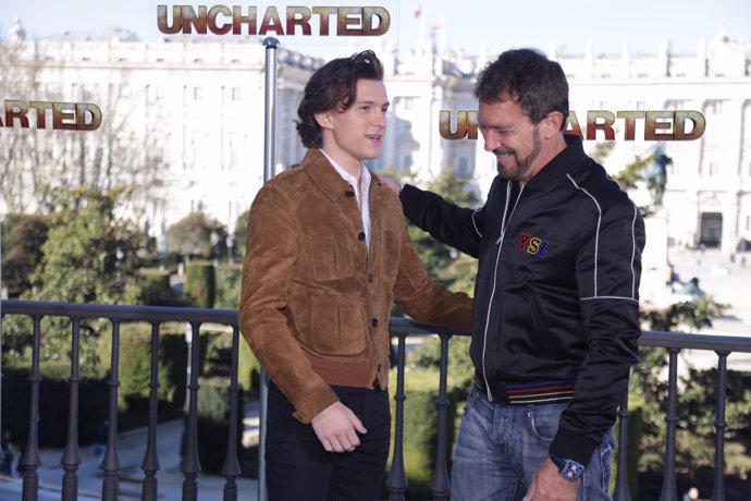 Antonio Banderas y Tom Holland, muy cómplices