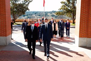 Don Felipe ha reaparecido con muy buen aspecto tras recuperarse del Covid