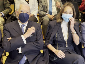 Isabel acompañó a Mario en su último compromiso literario