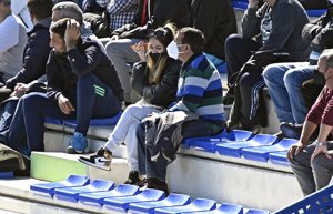 Julia Janeiro no se pierde un solo partido de su novio, Tommy Rossi