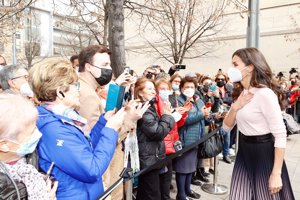 Doña Letizia, muy cercana al pueblo