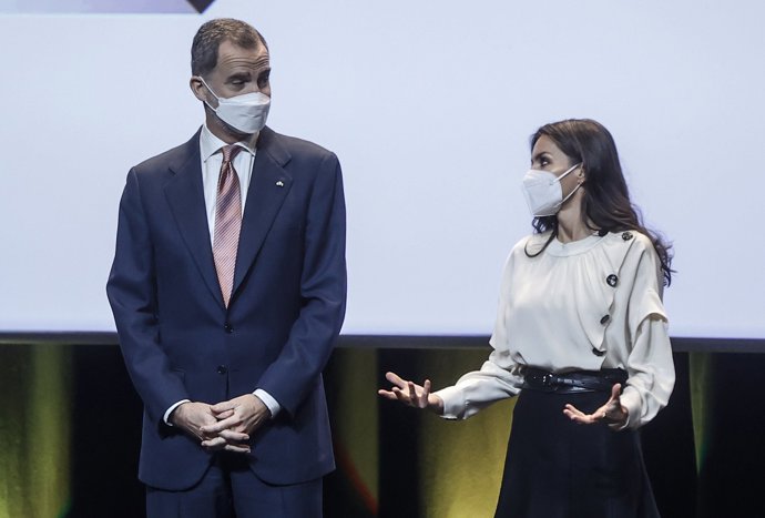 Los Reyes, muy cómplices durante el acto