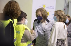 Doña Sofía colabora activamente con Fesbal y Banco de Alimentos