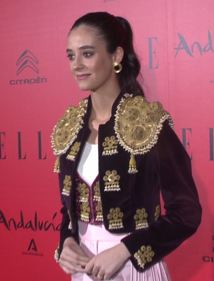 Victoria, con un look de lo más andaluz