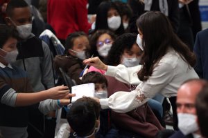 La Reina ha firmado autógrafos a todo el que se lo ha pedido