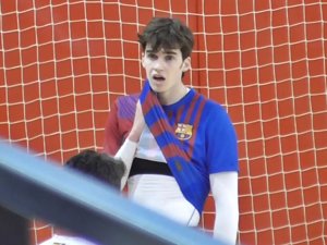 Pablo Urdangarin sigue hipnotizando en el campo con sus gestos más 'sexys'