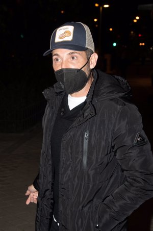 Antonio David acudió a la clínica para visitar a Rocío y a Olga