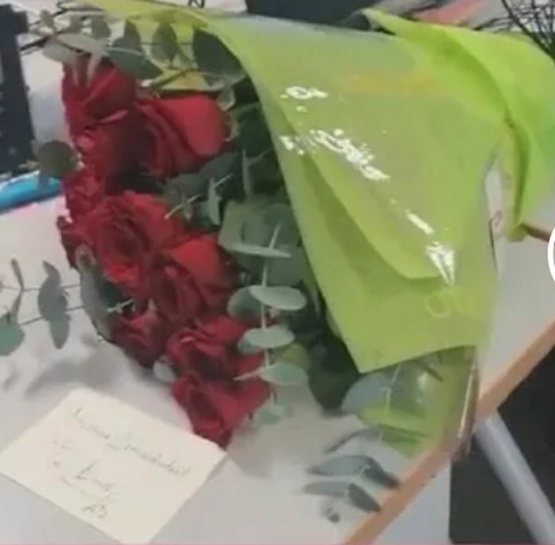 Este es el precioso ramo de flores que Marta Riesco ha recibido por su cumpleaños