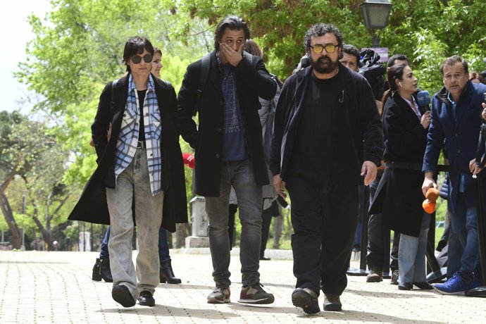 Michelle Jenner, Hugo Silva y Paco Tous