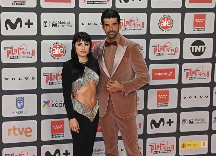 Lali Expósito y Miguel Ángel Muñoz