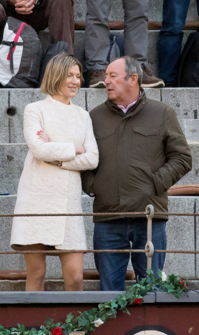 El empresario y su amiga derrocharon complicidad durante la corrida