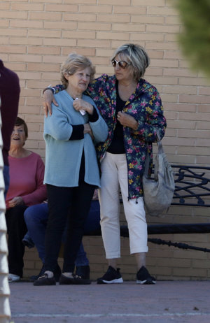 Luisa, la madre de José Luis, destrozada en estos durísimos momentos