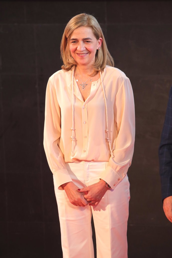 La Infanta Cristina, muy sonriente