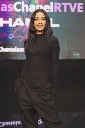 La cantante, ya recupera de su conjuntivitis