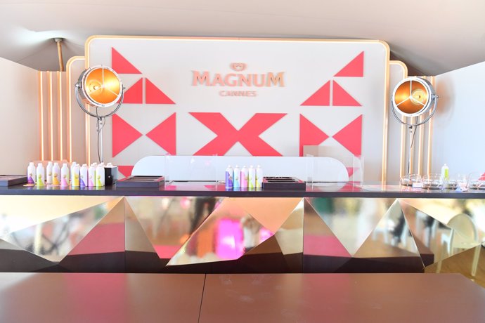 Magnum Dimping Bar en Cannes